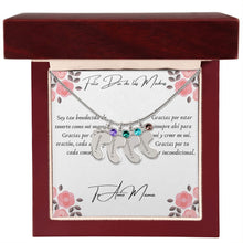 Load image into Gallery viewer, SPANISH* &quot;Te Amo Mamá&quot;-Mother&#39;s Day Engraved Baby Feet Necklace with Birthstone*SPANISH
